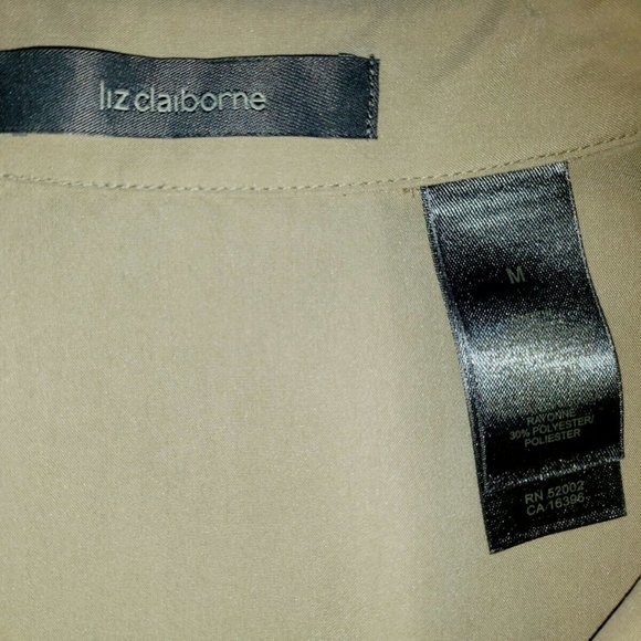 Liz Claiborne Button Down Shirt Blouse Khaki Rayon Poly Stain Resistant Medium - Picture 3 of 8
